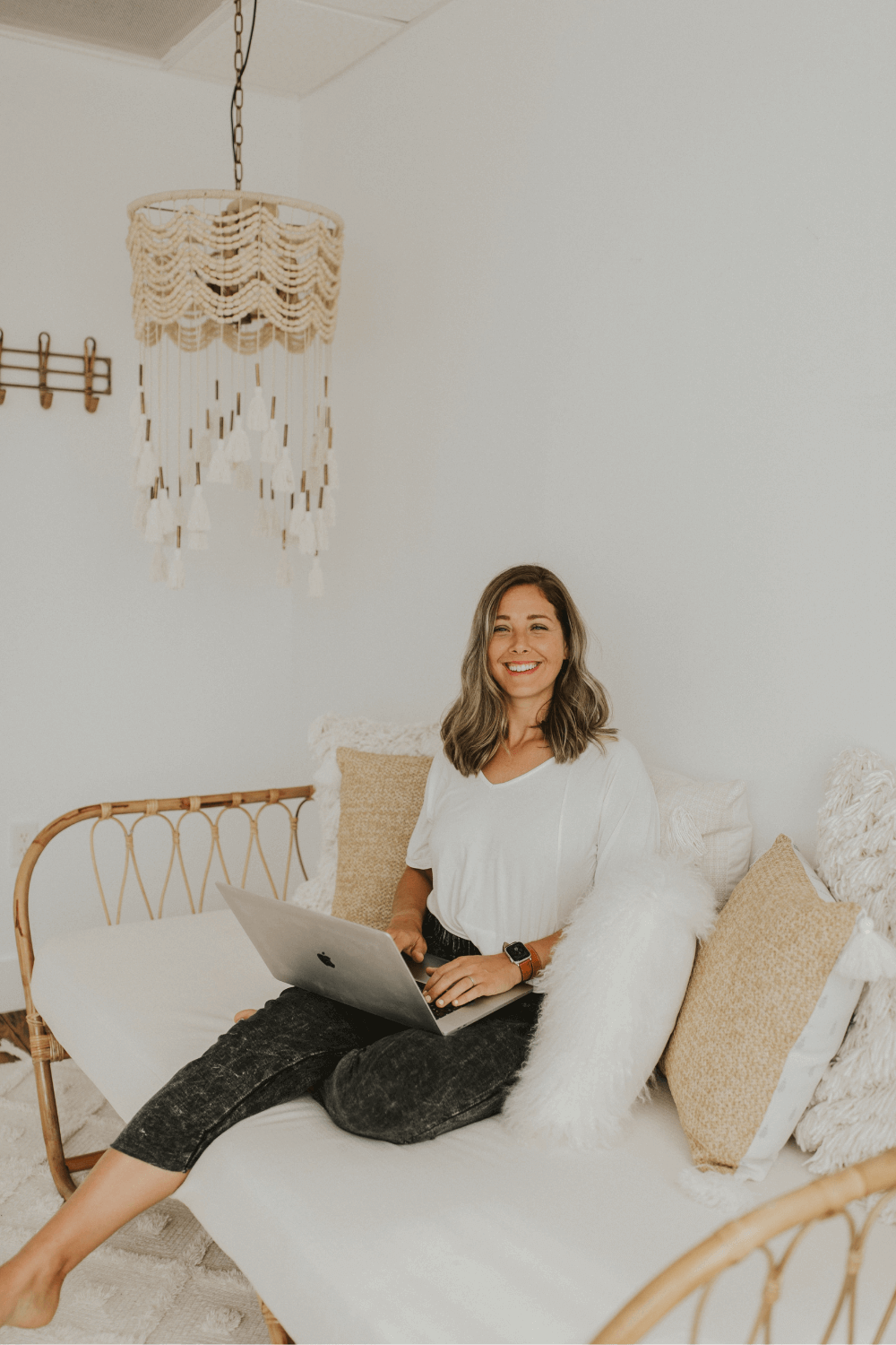 10 Side-Hustles for Moms Who Want to Make Money While Raising Their Kids