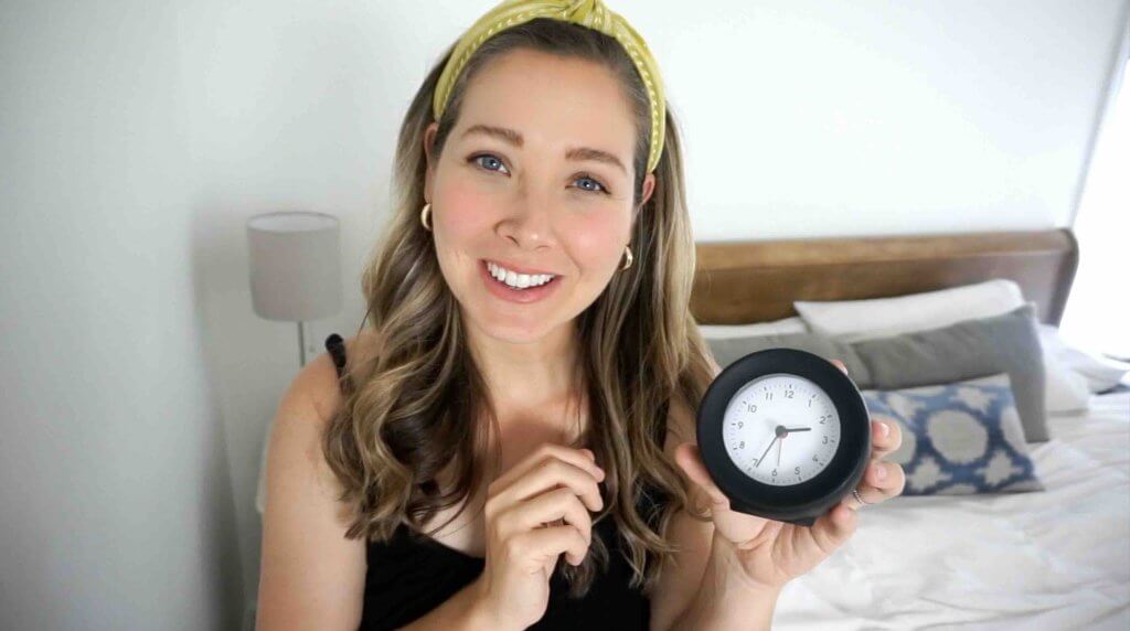 Lana setting a timer